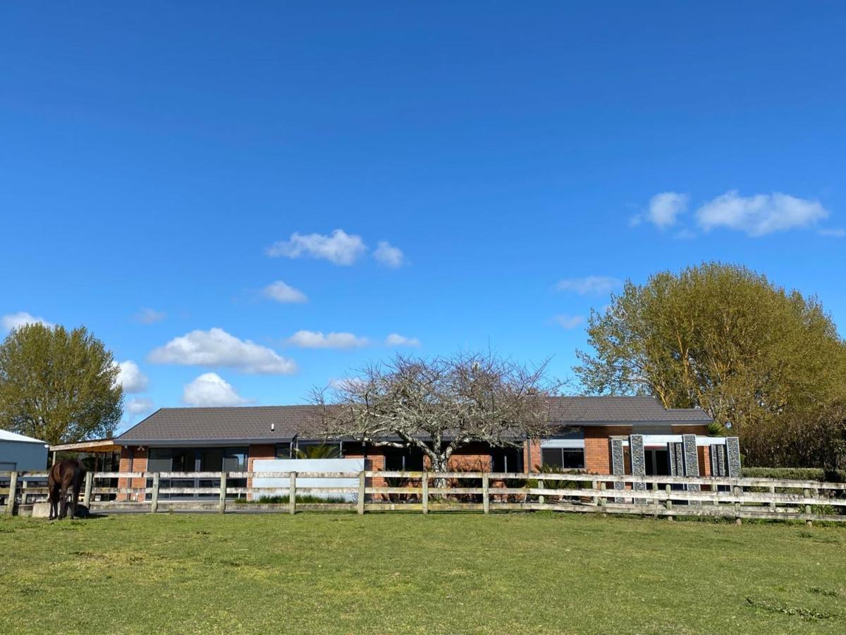 Unique Equestrian Lifestyle Bed & Breakfast Tamahere Dış mekan fotoğraf